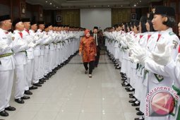 Wali Kota Surabaya Semangati 100 Siswa-Siswi Paskibraka