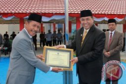 Kemenkum dan HAM Beri Penghargaan Wali Kota Bontang