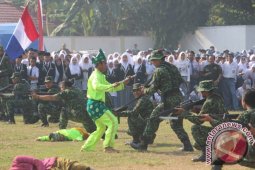 Drama Kolosol Warnai Peringatan HUT Kemerdekaan