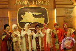 Istri Forpimda Jatim