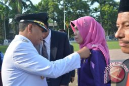 113 PNS Deliserdang Terima Satya Lancana Karya