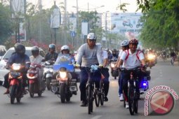 GOWES BERSAMA CARETAKER