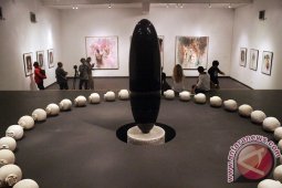 Seniman Prancis Gelar Pameran "Embodied" di Bandung