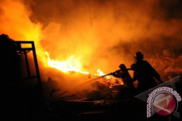 Pasar Indrapura Terbakar