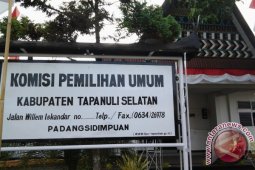 KPU Tapsel Tetapkan Tiga Pasang Calon Bupati