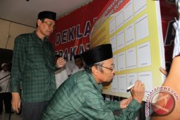 Pasangan Cabup-Cawabup Deklarasi Kesepakatan Damai