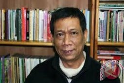 Hari Puisi Indonesia Undang Menteri Baca Puisi