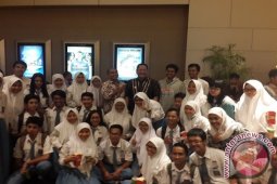 Ratusan Siswa SMA Nonton Film "Battle of Surabaya"