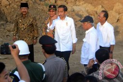 Gubernur Dampingi Presiden di Trenggalek