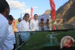 Gubernur Dampingi Presiden di Trenggalek