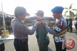 PENYEMATAN TANDA PESERTA