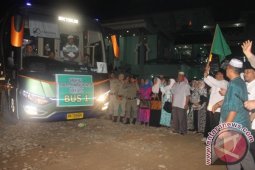 Bupati Madina Berangkatkan 89 Calon Jamaah Haji