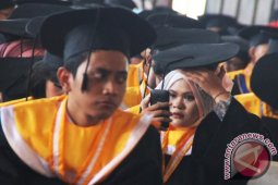 Wisuda Untag