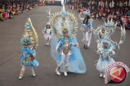 3.711 fotografer bidik Jember Fashion Carnaval
