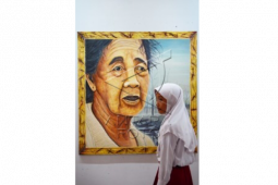 Lukisan "Merajut Waktu"