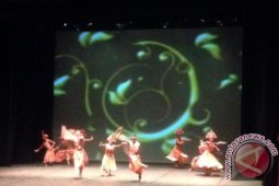 Tarian Nihon Buyou Tutup "Festival Dance" 2015