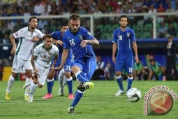 Penalti De Rossi Selamatkan Italia