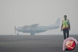 Bandara Sultan Thaha Jambi lumpuh akibat asap