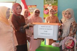 Lima TK Pertiwi HST Terima APE