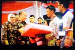 Kementerian Transmigrasi Latih 2 Warga KTM Ketapang