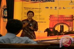 Prof Yuzuru Beri Nilai 50 untuk Hukum di Indonesia