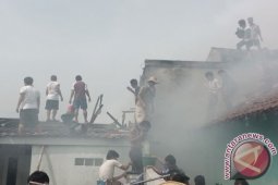 Permukiman Padat Penduduk Di Sukabumi Terbakar