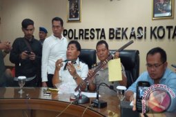 Polresta Bekasi Tangkap Pembawa Bersenjata Api Ilegal