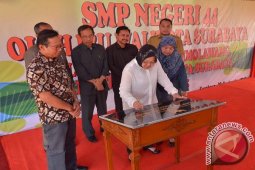 Wali Kota Surabaya Resmikan SMPN 44