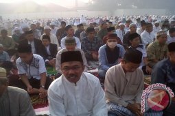 Sholat Id Bergelut Kabut Asap