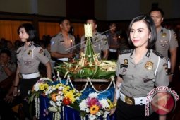 Polda dan Disdik Jatim Layani Pemohon SIM Buta Aksara