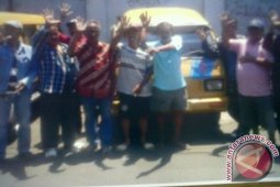 Sopir Angkot Joyoboyo-Pegirikan Surabaya Tolak Disebut Dukung Rasiyo-Lucy