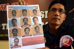 Sepuluh Tahanan Melarikan Diri