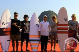 Pembukaan Surfing Internasional Banyuwangi