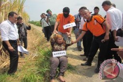Lakukan Rekonstruksi