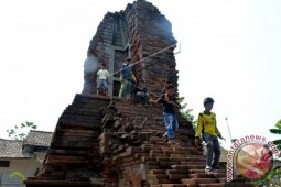 Candi Sumur Tak Terawat