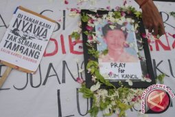 20 Pengacara Dampingi Kasus Salim Kancil