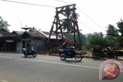 JEMBATAN GANTUNG SUNGAI BULUH