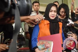 Evy: Pertemuan Islah Gatot-Erry Dihadiri 4 Orang