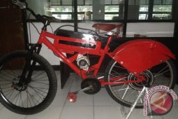 Mahasiswa ITS Ciptakan Sepeda untuk "Charge" HP