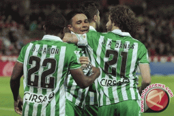 Real Betis Bungkam Rayo Vallecano 2-0