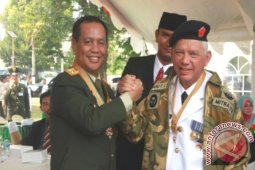 Gubernur: Bersama Rakyat, TNI akan Lebih Hebat