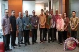 Asbanda Dan OJK Restui Status Bank Kaltim