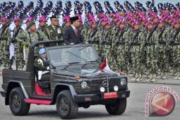 President Commemorates Military's Anniversary