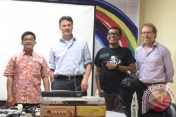 Peneliti Eropa Kunjungi Antara Jatim