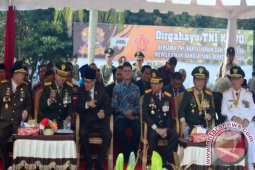 Bersama TNI Jaga Iklim Kondusif