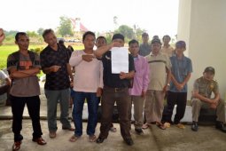 Petani PT MPE Sekadau Mengadu Ke Dewan
