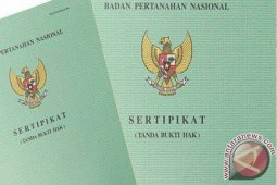 DKP Babel Salurkan 2.600 Sertifikat Tanah Gratis