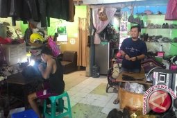 Sepatu Kulit Biawak Banyak Diminati Konsumen Luar Negeri