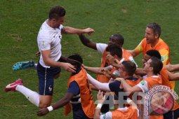 Giroud cetak dua gol saat Prancis kalahkan Denmark