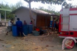 BPBD Tanah Bumbu Bagikan Air Bersih Gratis